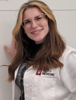 Megan Proffer headshot